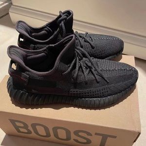 Yeezy Boost 350 V2 FU9006